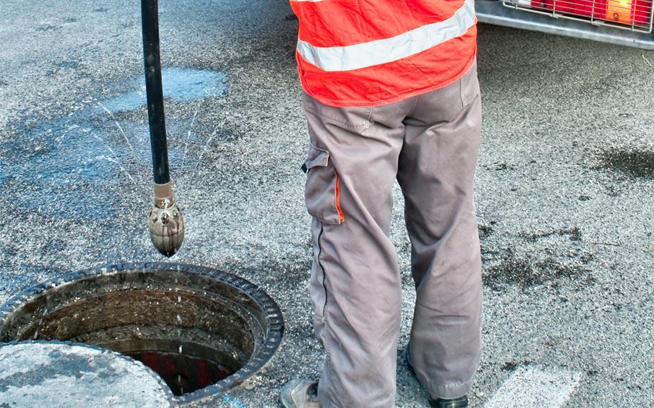 comment déboucher canalisation Paris 13