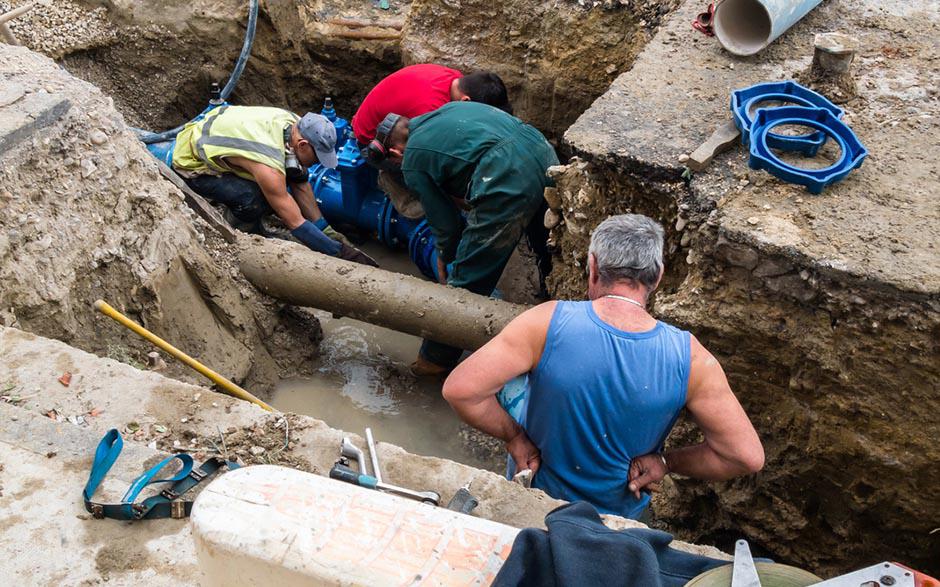  comment déboucher canalisation Paris 13